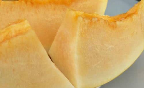 吃哈密瓜甜瓜烧心,揭秘夏日消暑美食背后的健康之谜