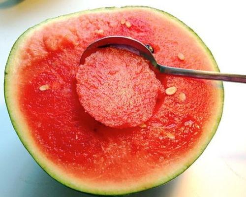 吃西瓜能吃瓜粒,美味与营养的双重享受 第3张 吃西瓜能吃瓜粒,美味与营养的双重享受 第3张