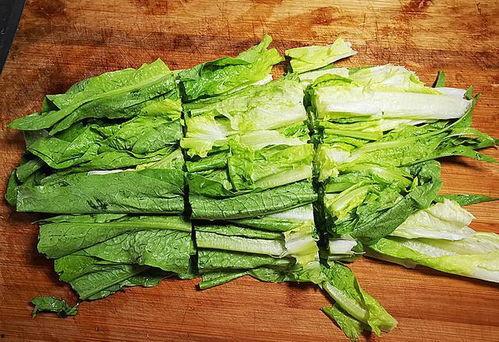 吃瓜容易肚子胀,轻松应对肚子胀气困扰 第2张 吃瓜容易肚子胀,轻松应对肚子胀气困扰 第2张