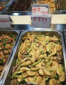 食堂阿姨吃瓜,食堂阿姨的瓜田奇遇记  第2张