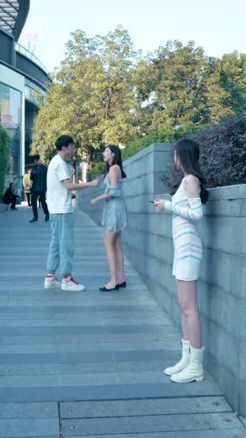 吵架情侣吃瓜视频,一场甜蜜与火药的较量 第3张 吵架情侣吃瓜视频,一场甜蜜与火药的较量 第3张