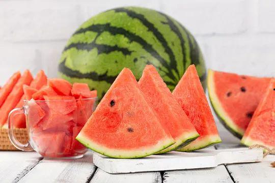 不宜吃瓜,这些情况不宜吃瓜,小心健康受损 第3张 不宜吃瓜,这些情况不宜吃瓜,小心健康受损 第3张