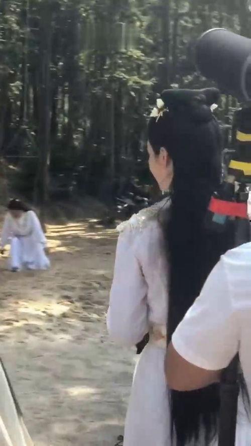 吃瓜被捅女子,女子吃瓜遭捅伤,真相令人震惊!” 第3张 吃瓜被捅女子,女子吃瓜遭捅伤,真相令人震惊!” 第3张