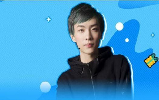 虎牙主播吃瓜莎莉,趣味横生直播盛宴  第2张