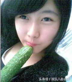 美女军人吃瓜,展现军人风采与魅力 第2张 美女军人吃瓜,展现军人风采与魅力 第2张